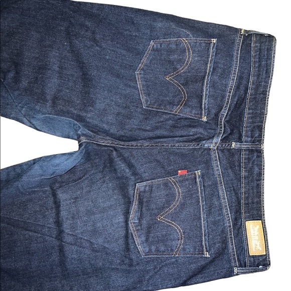 LEVIS DARK DENIM CAPRIS WOMENS 12 LIKE NEW - Picture 4 of 6